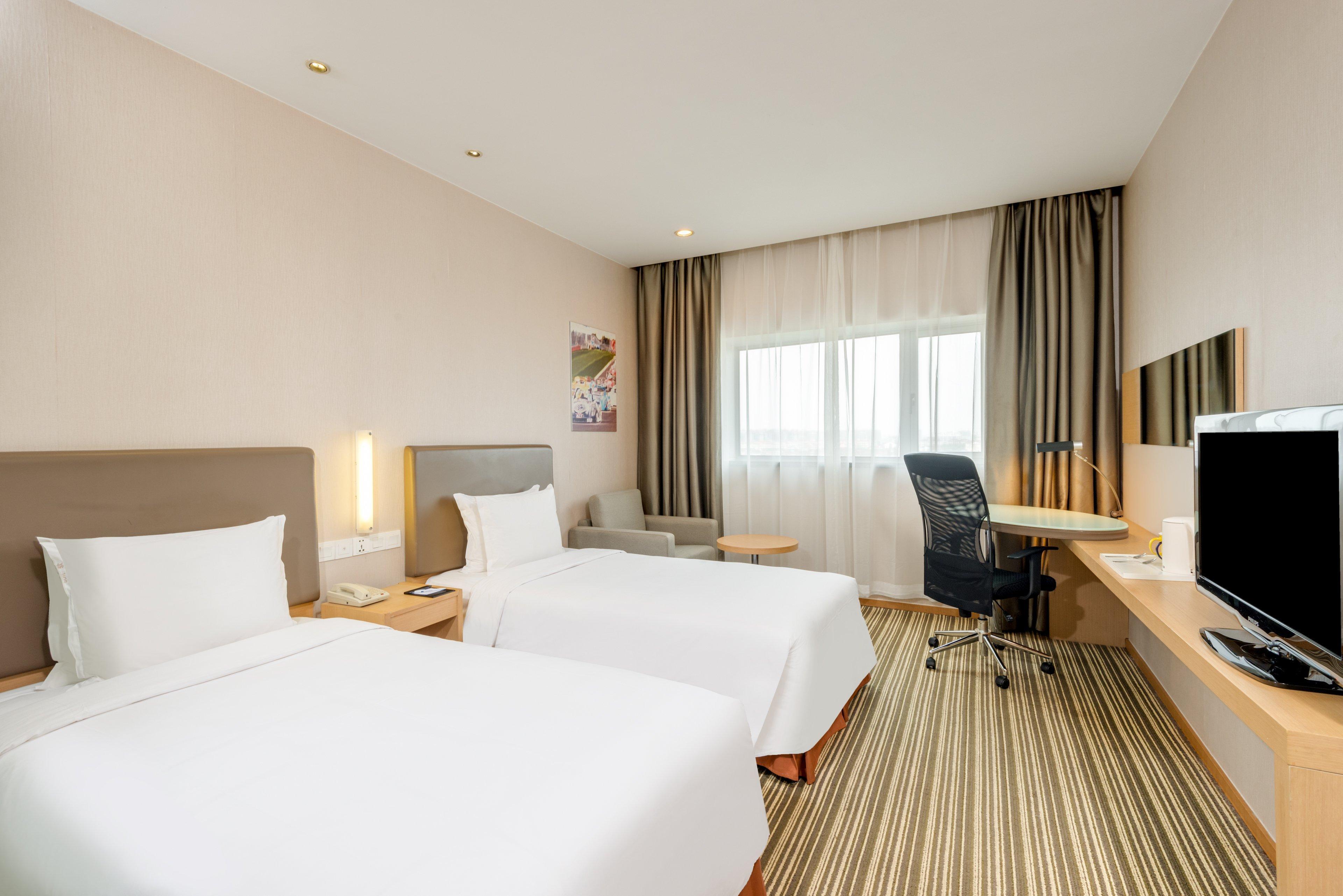 Holiday Inn Express Shanghai New Hongqiao, An Ihg Hotel Kültér fotó